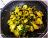 A picture of step 7 of Aloo Methi.