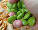 Foto langkah ke 5 dari resep Ceker Bumbu Kencur Pedas.
