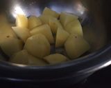 A picture of step 1 of Hare chole ki sabji.