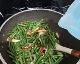 Foto langkah ke 2 dari resep Tumis Kacang Panjang tauge.