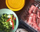 รูปขั้นตอนการทำที่ 1 ของ ผัดสะตอซี่โครงหมู