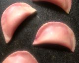 A picture of step 3 of Beetroot Gujiya.