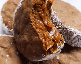 Foto del paso 4 de la receta: Alfajores y Cookies de Chocolate sin TACC con Premezcla MAIZENA®