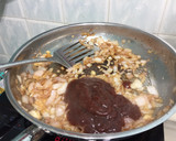 A picture of step 2 of Bacon And Onion In BBQ Sauce Open Sandwich.