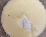 Foto del paso 2 de la receta Bizcocho de yogur y naranja con chispas de chocolate en freidora de aire