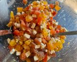 Une image de l'étape 5 de Verrines aux tomates, jambon de Bayonne et chèvre 🐐.
