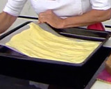 Foto del paso 2 de la receta: Brazo gitano relleno de nata y melocotón,      56
