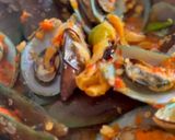 Foto langkah ke 3 dari resep Kerang Saos Tiram.