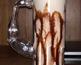 A picture of step 2 of Banana Shake.