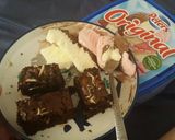 Foto langkah ke 10 dari resep Fudge Brownie with Almond and Lindt Chocolate toppings.