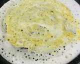 A picture of step 2 of Egg Dosa.