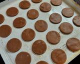 Foto del paso 5 de la receta: Alfajores de chocolate estilo marplatenses 🍫😍