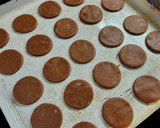 Foto del paso 5 de la receta: Alfajores de chocolate estilo marplatenses 🍫😍