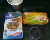 A picture of step 1 of Cheese Crackers Chocolate Mousse.
