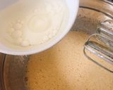 Hình bước làm 3 của món Bánh bông lan chuối (nhanh và gọn 40 phút là có bánh ăn)