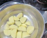 A picture of step 2 of Chilli Garlic Potato Bites.