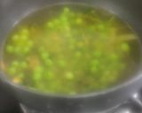 A picture of step 3 of Green Peas Garlic Soup.