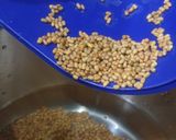 A picture of step 2 of Heathy Boiled sprouts.