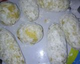 A picture of step 3 of Potato ball.