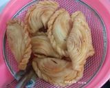 Foto langkah ke 14 dari resep Karipap Pusing.