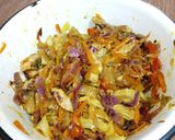 Foto del paso 3 de la receta: Pollo o cerdo al curry con repollo