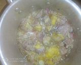 A picture of step 1 of Tomapeste stew.