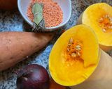 Une image de l'étape 1 de 🪹🥄velouté butternut 🍠patate douce 🥣🫜lentilles 🪸.