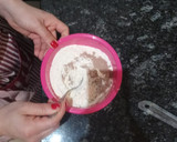Foto del paso 2 de la receta: Pink magdalenas con relleno de choco blanco