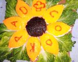 A picture of step 11 of 🌻Sun Flowers Sandwich🌻.
