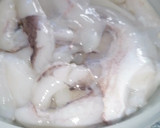 Foto del paso 3 de la receta: Alubias con sepia