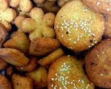Sweet semolina biscuits (meethi rawa puri) recipe step 4 photo