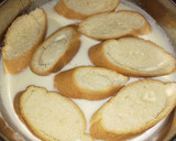 Foto del paso 3 de la receta: Toñorrijas (las torrijas de la abuela de siempre)