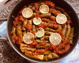 صورة لخطوة 3 من وصفة مقلوبة ورق العنب باللحم 🥩