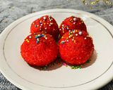 मिल्क पाउडर लड्डू (Milk powder laddu recipe in Hindi) रेसिपी चरण 2 फोटो