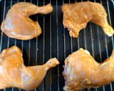 Foto del paso 7 de la receta: Pata y Muslo al horno con aliño de Manteca a la mostaza