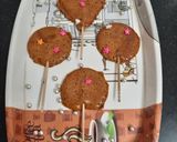 A picture of step 3 of Dalgona candy.