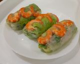 Foto langkah ke 6 dari resep Vietnamese Spring Roll.