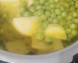 A picture of step 1 of Green Ragda puri.