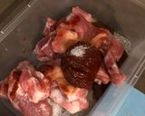 รูปขั้นตอนการทำที่ 2 ของ หมูผัดโคชูจัง