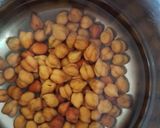 A picture of step 2 of Spicy Khichdo of seven grains.