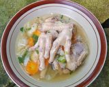 Foto langkah ke 4 dari resep Sop ceker sederhana.
