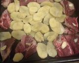Foto del paso 3 de la receta: Carne al horno con papas