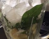 Foto del paso 1 de la receta: Jugo de albahaca granizado con limón 🍋