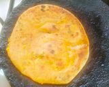 A picture of step 3 of Cauliflower paratha (Gobhi paratha).