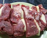 Foto del paso 1 de la receta: Carne asada con manzanas (no dulce) con salsa barbacoa