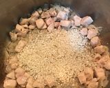 Foto del paso 2 de la receta: Arroz con pollo y arvejas