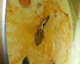A picture of step 2 of Memoni curry Khaowsa.