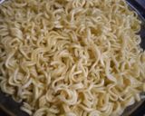 Foto langkah ke 1 dari resep Mi Goreng Telur.