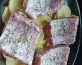 Foto del paso 4 de la receta: Costilla de cerdo al horno con patatas