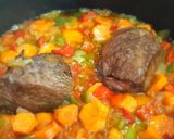 Foto del paso 5 de la receta: Carrilleras de ternera guisadas con vino tinto